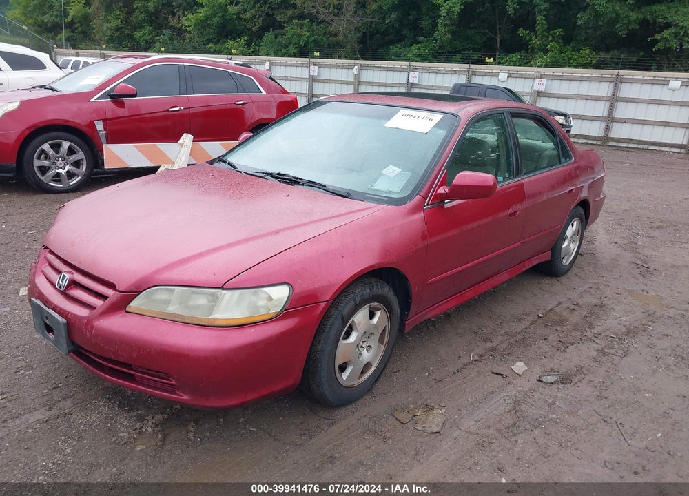 2001 HONDA ACCORD 3.0 EX VIN: 1HGCG16581A048683