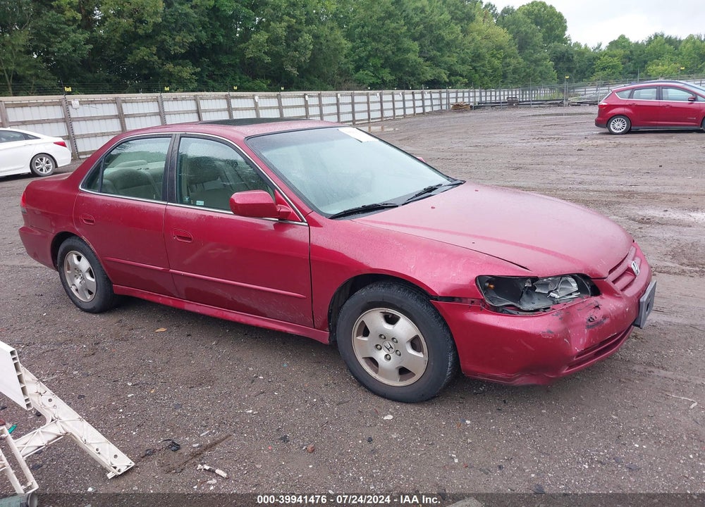 2001 HONDA ACCORD 3.0 EX VIN: 1HGCG16581A048683