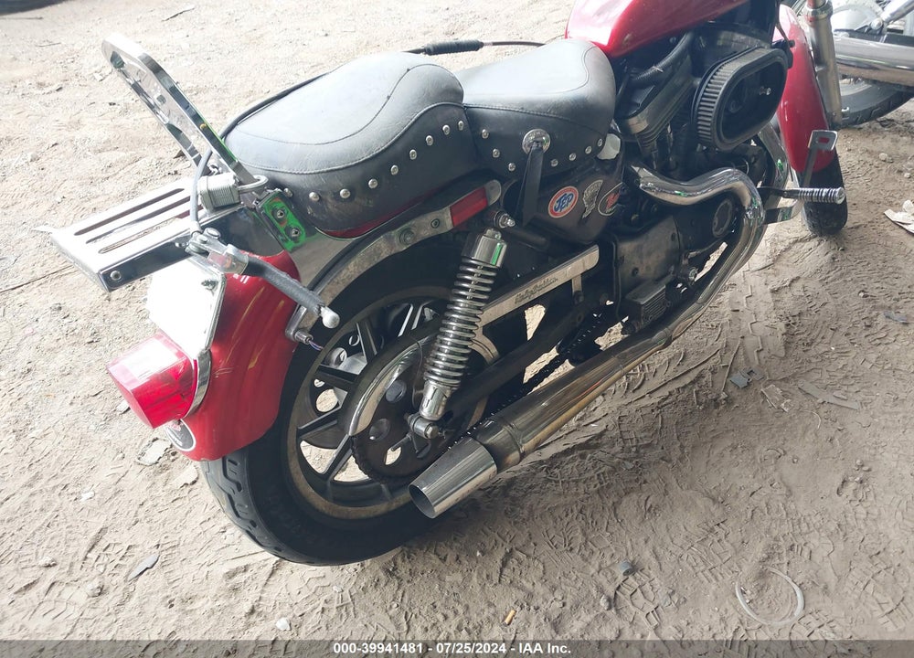 1990 HARLEY-DAVIDSON XLH883 VIN: 1HD4CAM11LY111985