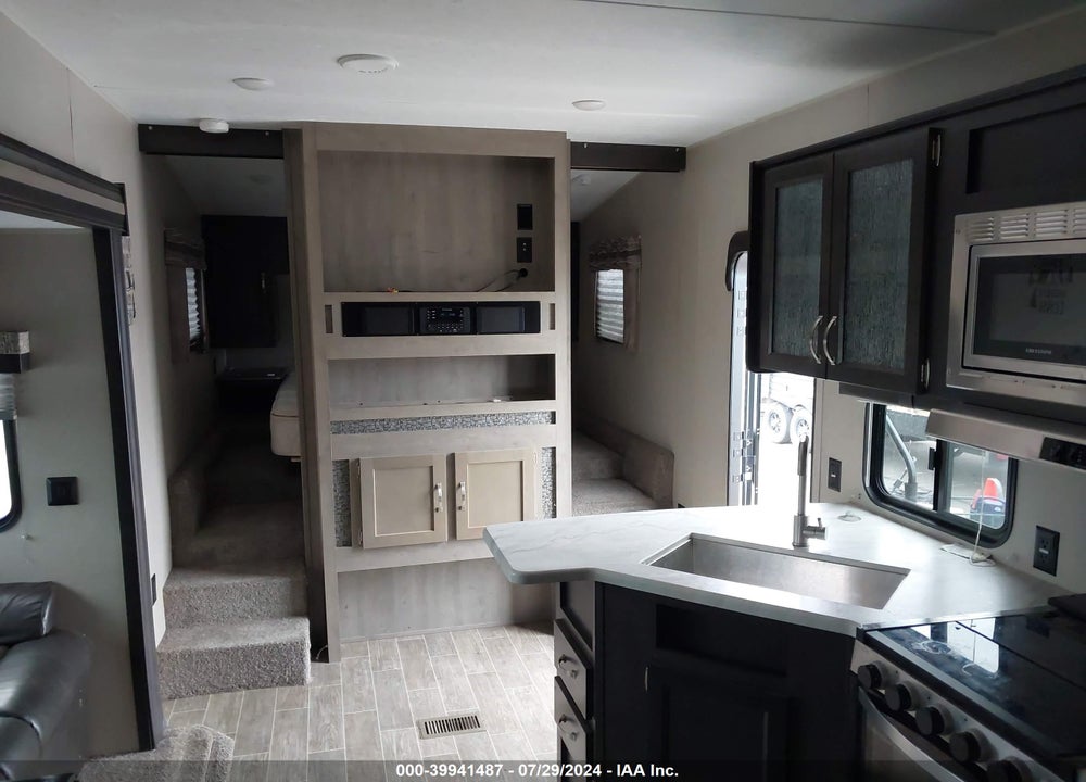 2019 FOREST RIVER PUMA VIN: 4X4FPUF22KP077110