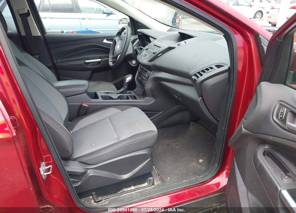 2018 FORD ESCAPE SE VIN: 1FMCU0GD0JUB95713