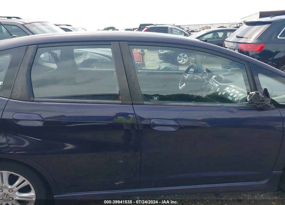 2010 HONDA FIT SPORT VIN: JHMGE8G48AC015139
