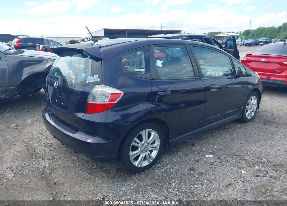 2010 HONDA FIT SPORT VIN: JHMGE8G48AC015139