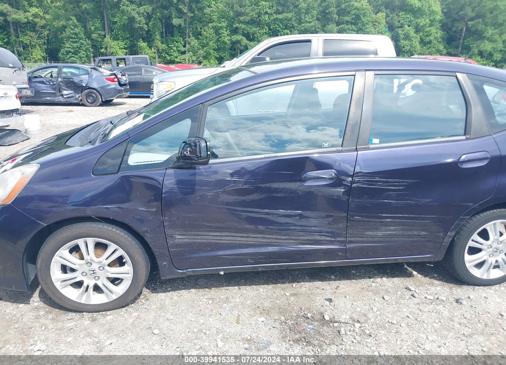 2010 HONDA FIT SPORT VIN: JHMGE8G48AC015139