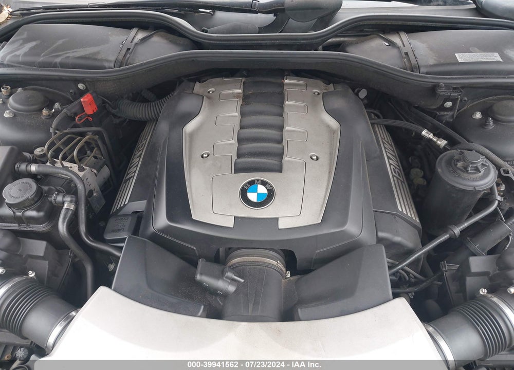 2007 BMW 750I VIN: WBAHL83577DT08301