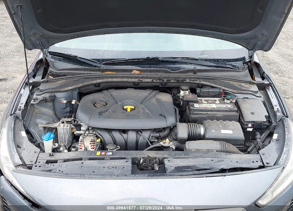 2018 HYUNDAI ELANTRA GT VIN: KMHH35LE4JU041638