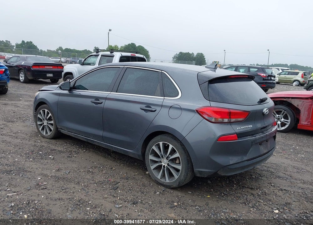 2018 HYUNDAI ELANTRA GT VIN: KMHH35LE4JU041638