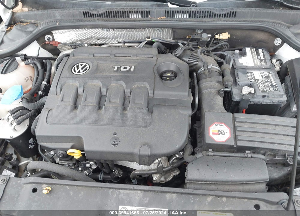 2015 VOLKSWAGEN JETTA 2.0L TDI SEL VIN: 3VWLA7AJ7FM261350