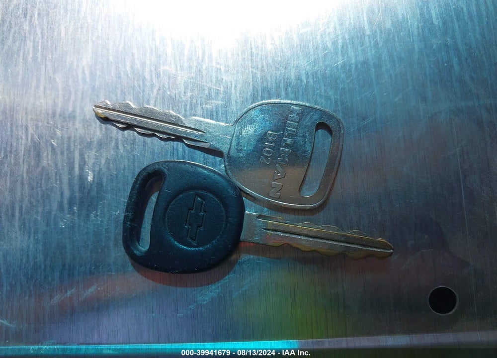 2006 CHEVROLET SILVERADO 1500 LT2 VIN: 1GCEK19B86E118626