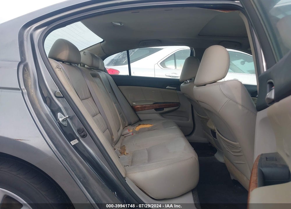 2011 HONDA ACCORD 3.5 EX-L VIN: 5KBCP3F80BB001954