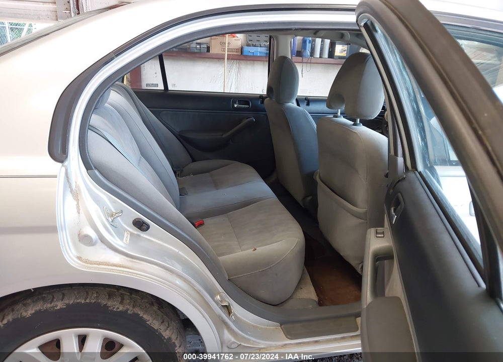 2005 HONDA CIVIC LX VIN: 2HGES16545H607385