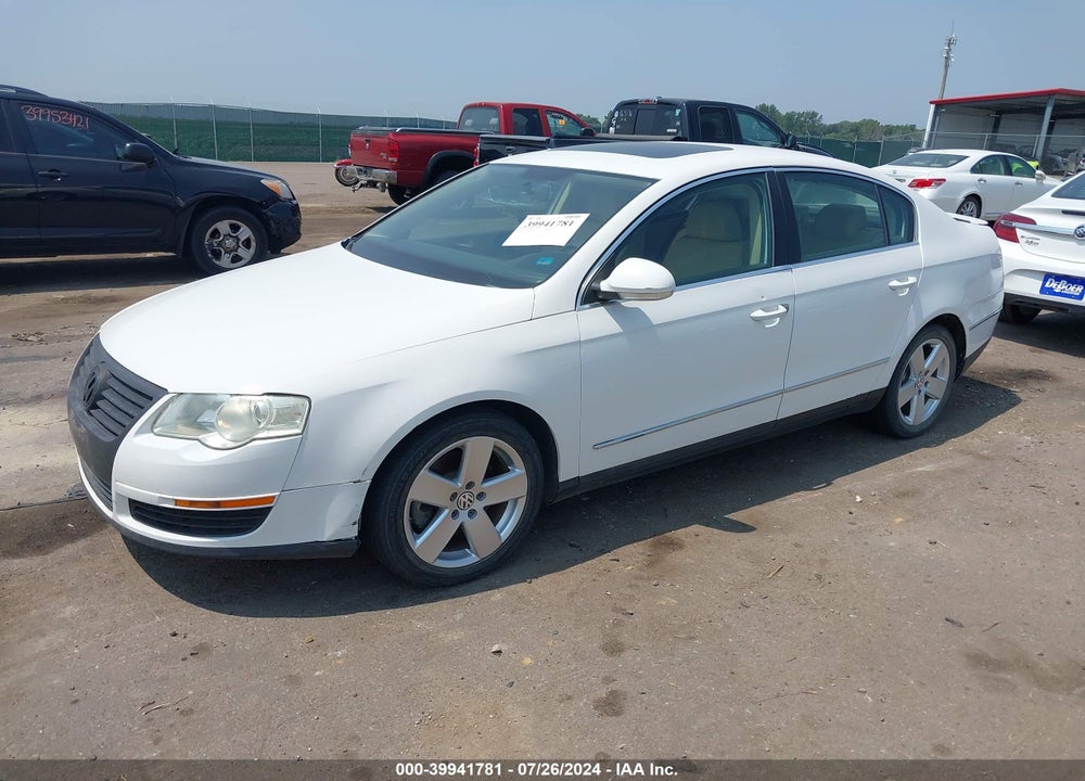 2008 VOLKSWAGEN PASSAT KOMFORT VIN: WVWAK73C38P054148