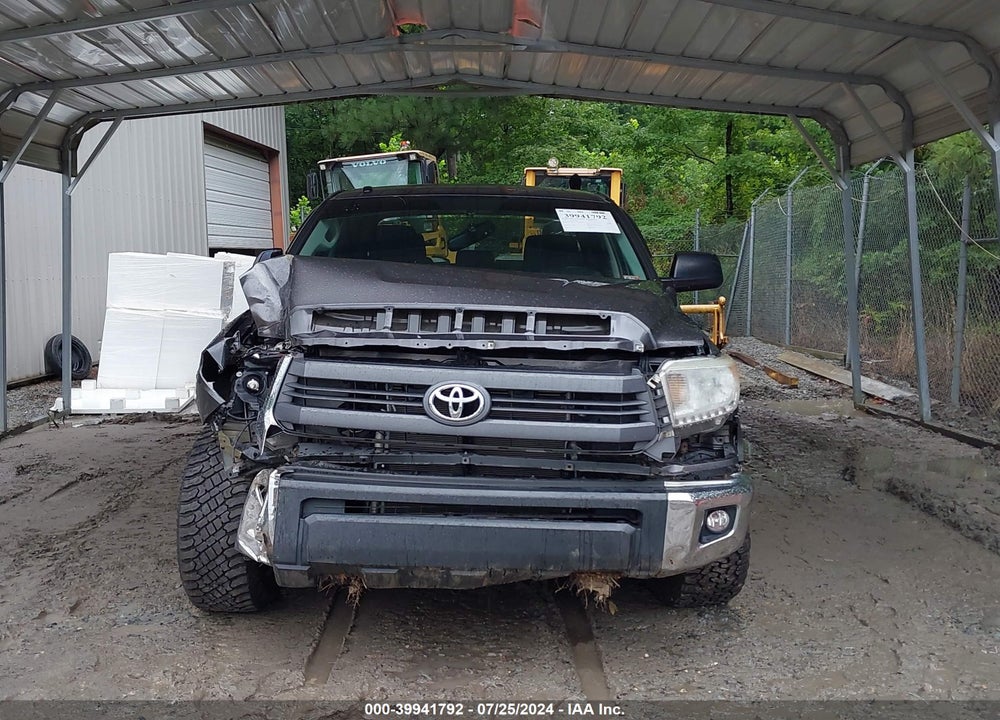 2015 TOYOTA TUNDRA SR5 5.7L V8 VIN: 5TFDW5F16FX454461
