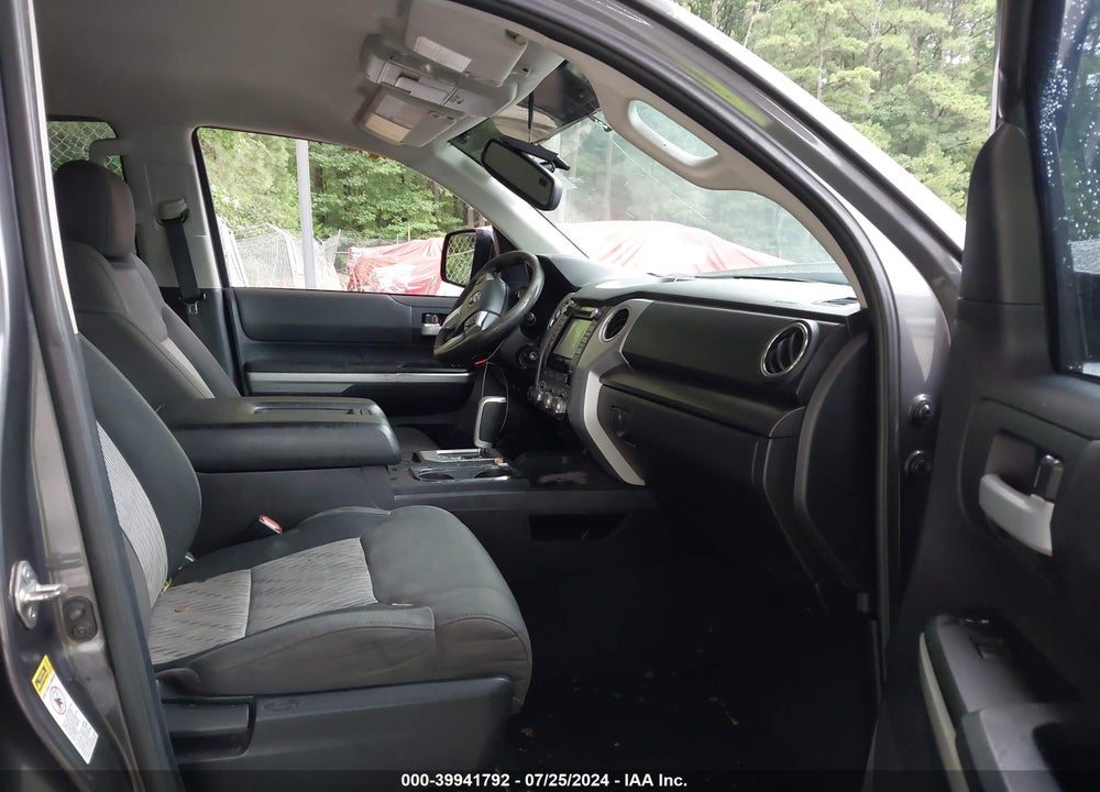 2015 TOYOTA TUNDRA SR5 5.7L V8 VIN: 5TFDW5F16FX454461