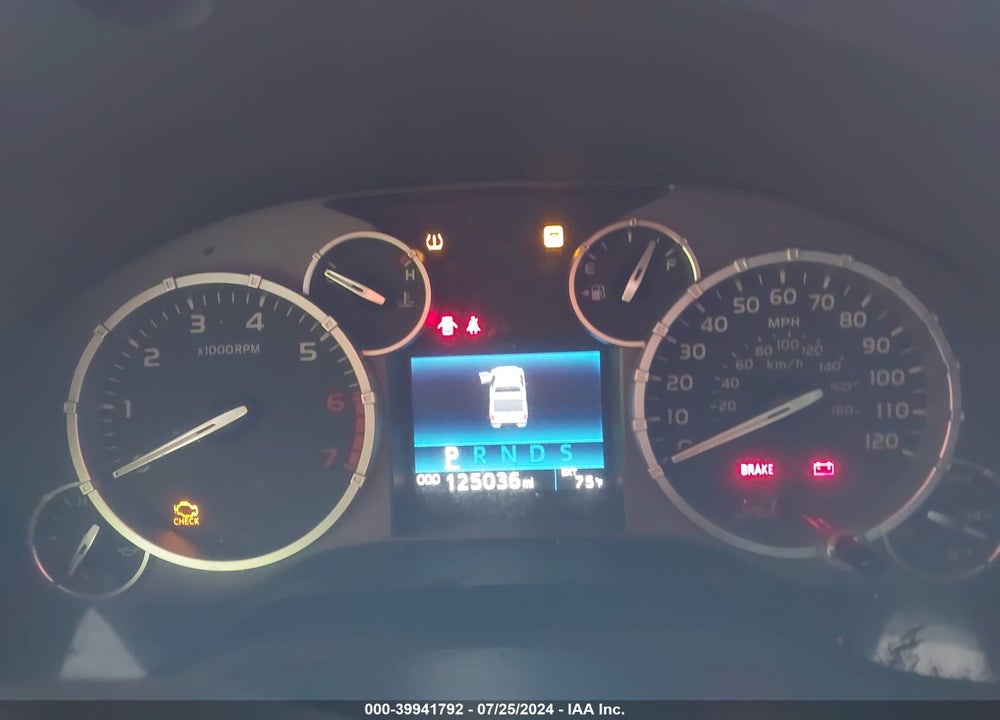 2015 TOYOTA TUNDRA SR5 5.7L V8 VIN: 5TFDW5F16FX454461