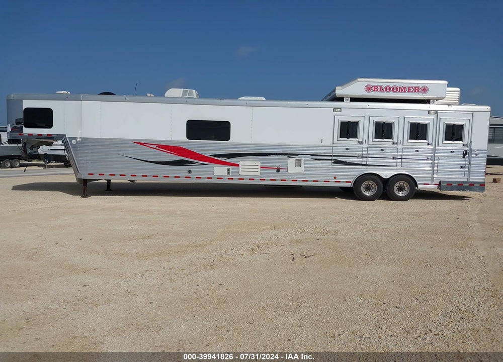2011 BLOOMER 40 VIN: 1B9BG3727BS511829