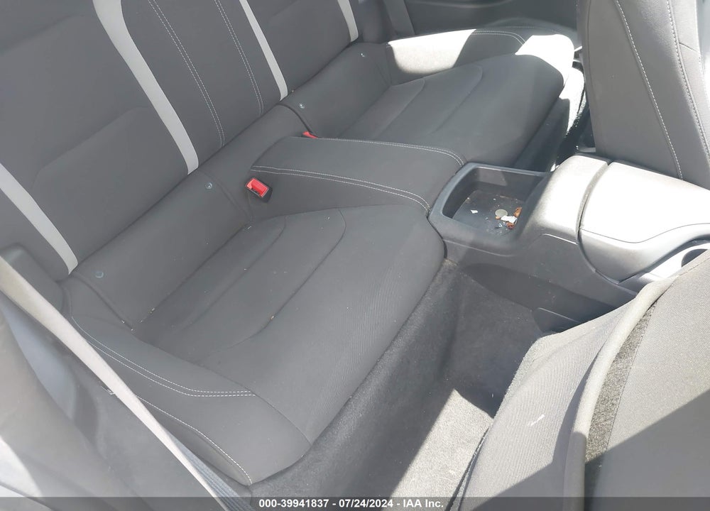 2018 CHEVROLET CAMARO 1LT VIN: 1G1FB1RSXJ0146298