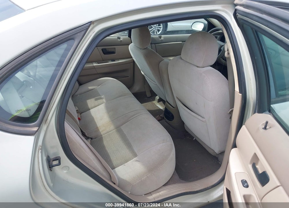 2004 FORD TAURUS SE VIN: 1FAFP53214A192356