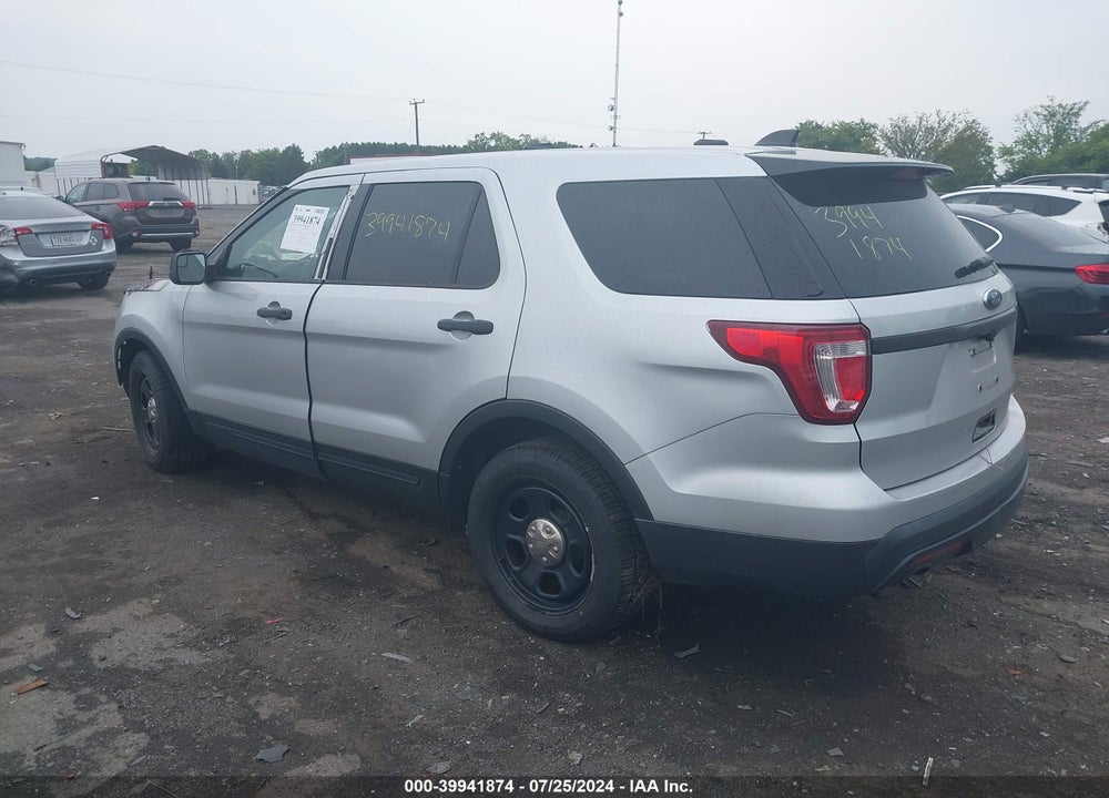 2017 FORD UTILITY POLICE INTERCEPTOR VIN: 1FM5K8AR2HGA94568