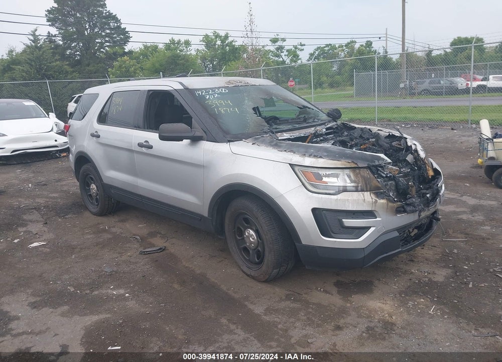 2017 FORD UTILITY POLICE INTERCEPTOR VIN: 1FM5K8AR2HGA94568
