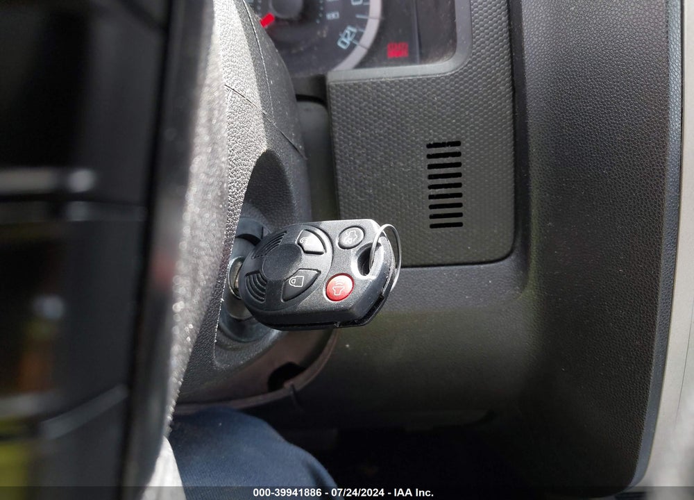 2010 FORD ESCAPE XLT VIN: 1FMCU0D76AKB52889