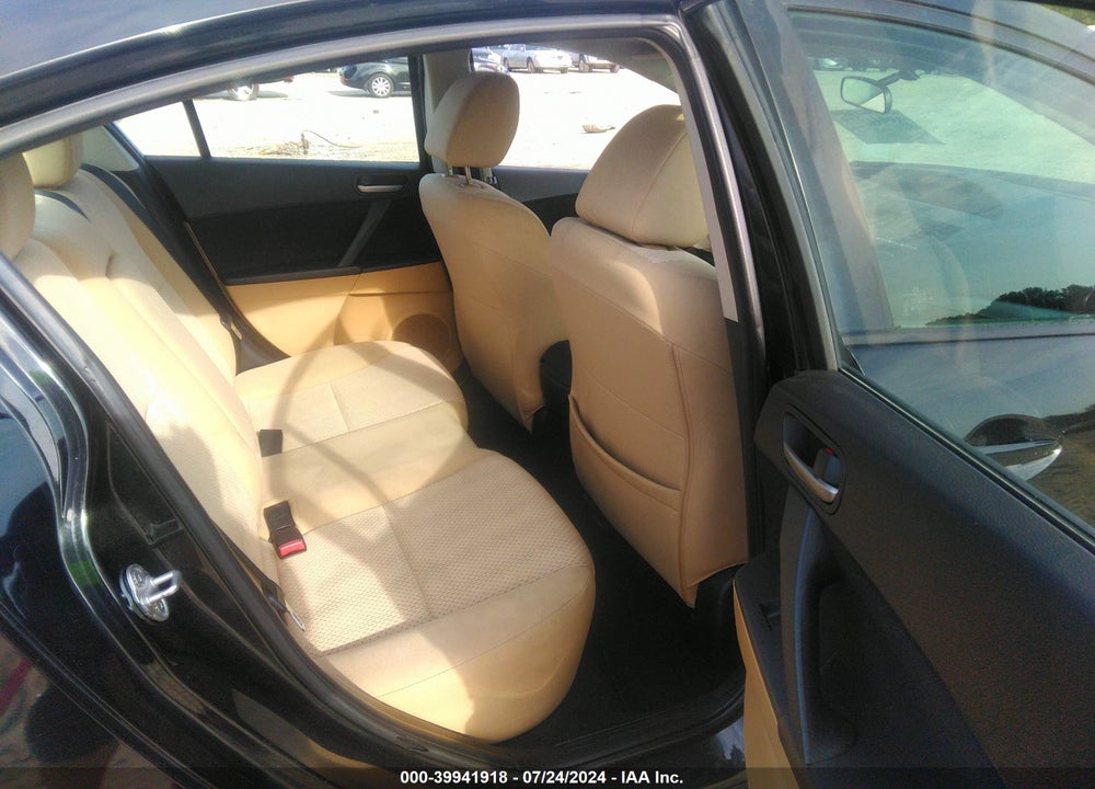 2010 MAZDA 3 I TOURING VIN: JM1BL1SGXA1167056