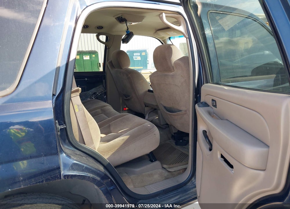 2004 GMC YUKON SLE VIN: 1GKEC13V54R117847