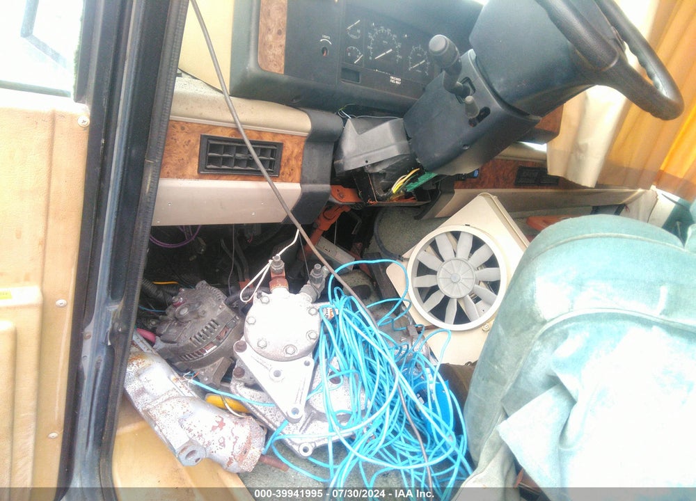 1996 FORD F530 SUPER DUTY VIN: 3FCMF53G0TJA00704