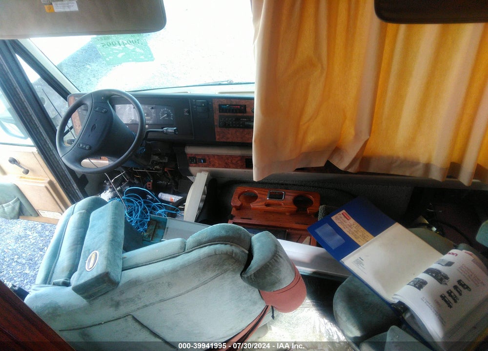 1996 FORD F530 SUPER DUTY VIN: 3FCMF53G0TJA00704