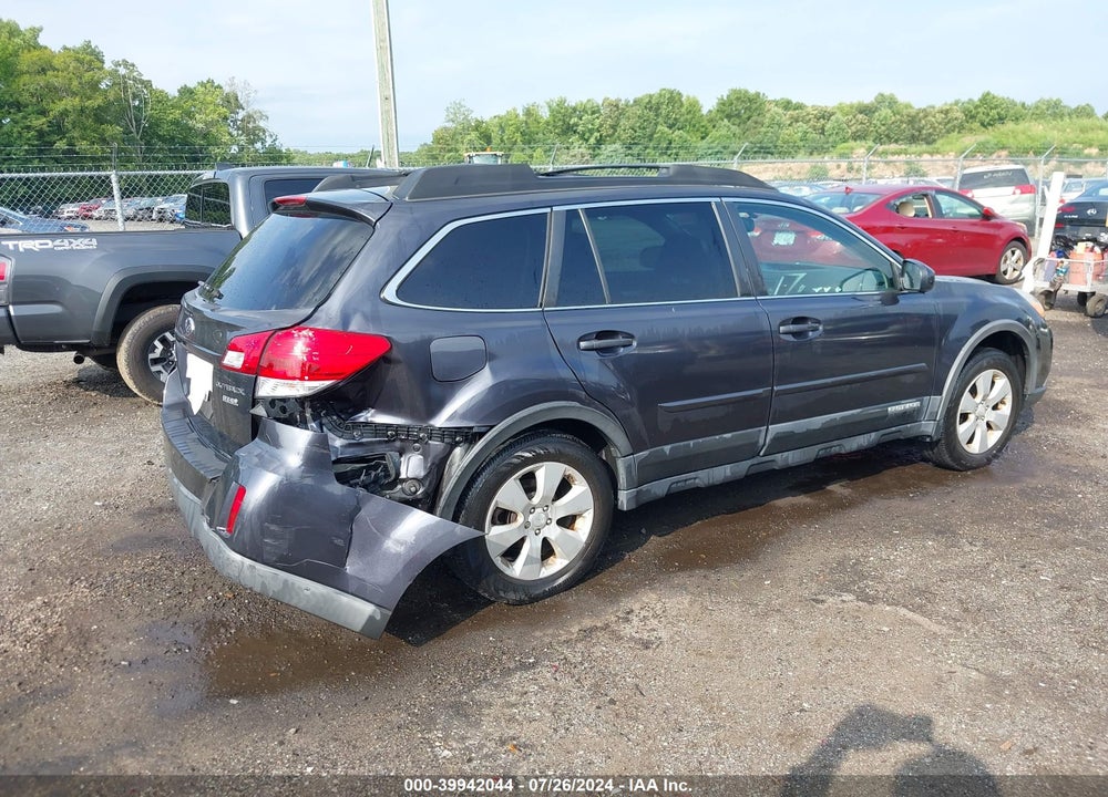 2011 SUBARU OUTBACK 2.5I PREMIUM VIN: 4S4BRBGC8B3386383