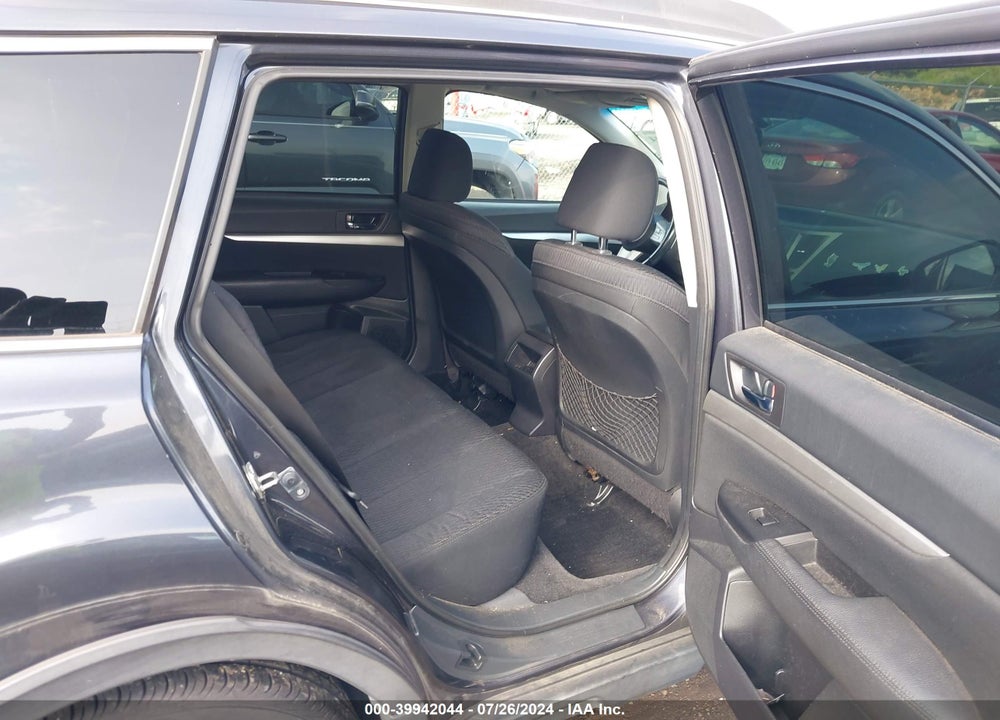 2011 SUBARU OUTBACK 2.5I PREMIUM VIN: 4S4BRBGC8B3386383