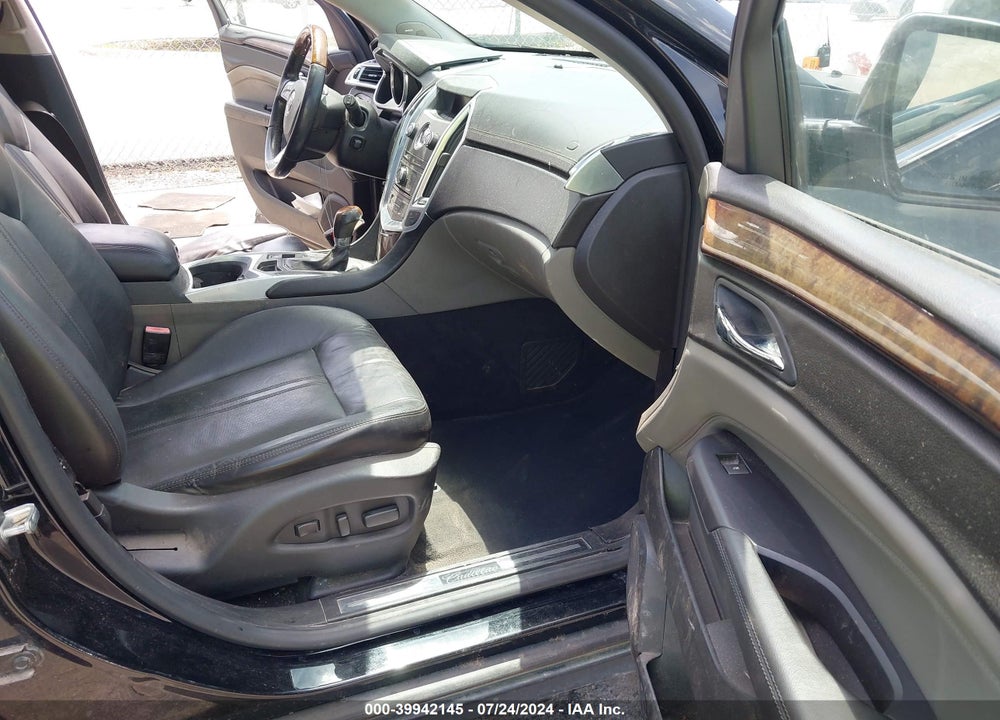 2010 CADILLAC SRX LUXURY COLLECTION VIN: 3GYFNAEY7AS633924
