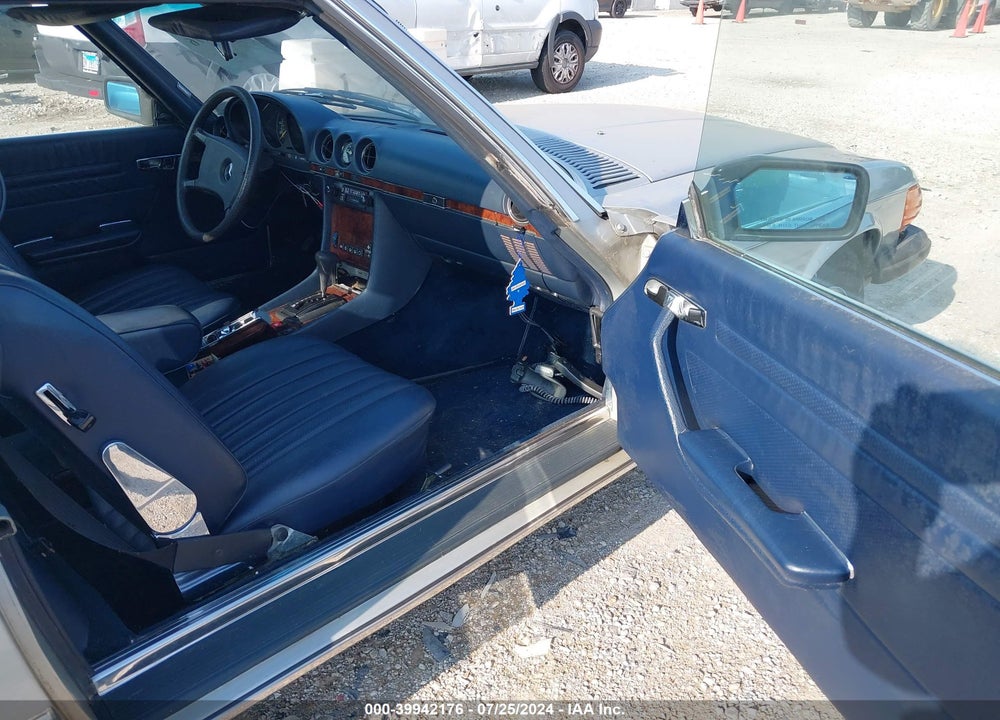 1984 MERCEDES-BENZ 380 SL VIN: WDBBA45A0EA006315