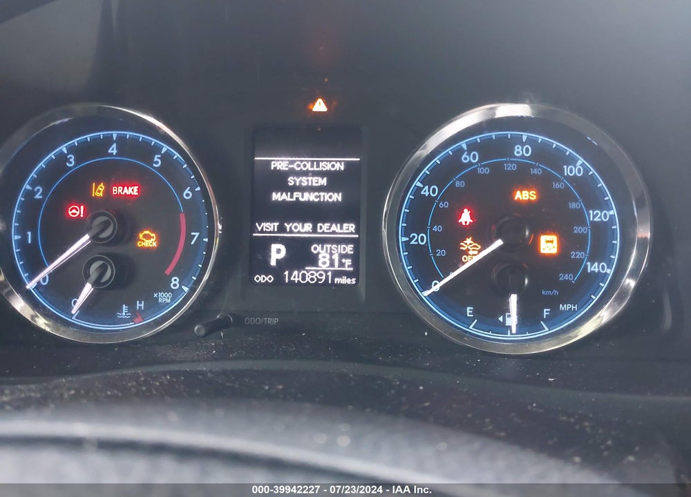 2017 TOYOTA COROLLA L VIN: 5YFBURHE6HP672373