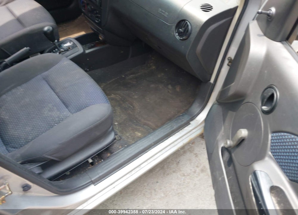 2006 CHEVROLET AVEO LS VIN: KL1TD56686B633408
