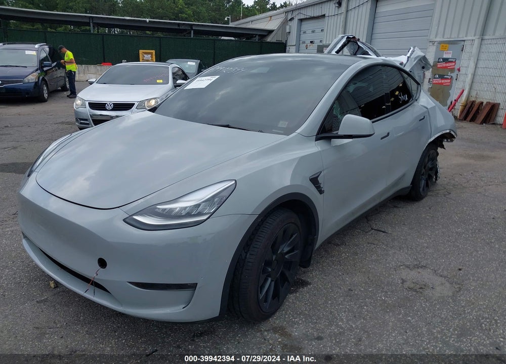 2021 TESLA MODEL Y LONG RANGE DUAL MOTOR ALL-WHEEL DRIVE VIN: 5YJYGAEE2MF245947
