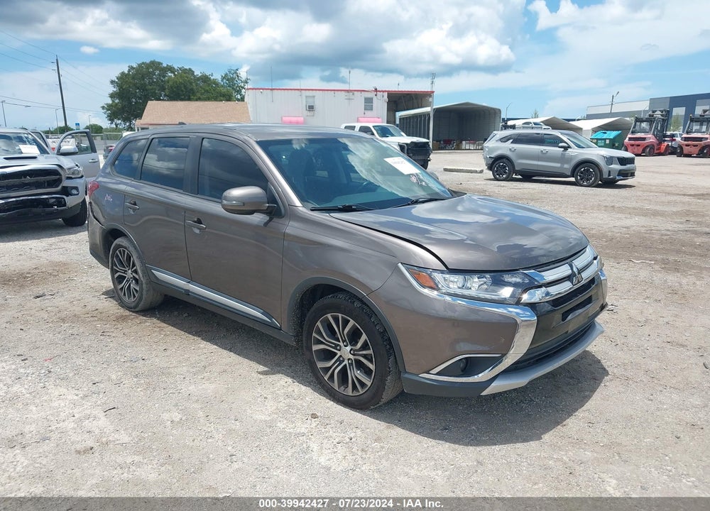 2018 MITSUBISHI OUTLANDER SE VIN: JA4AD3A39JZ008673