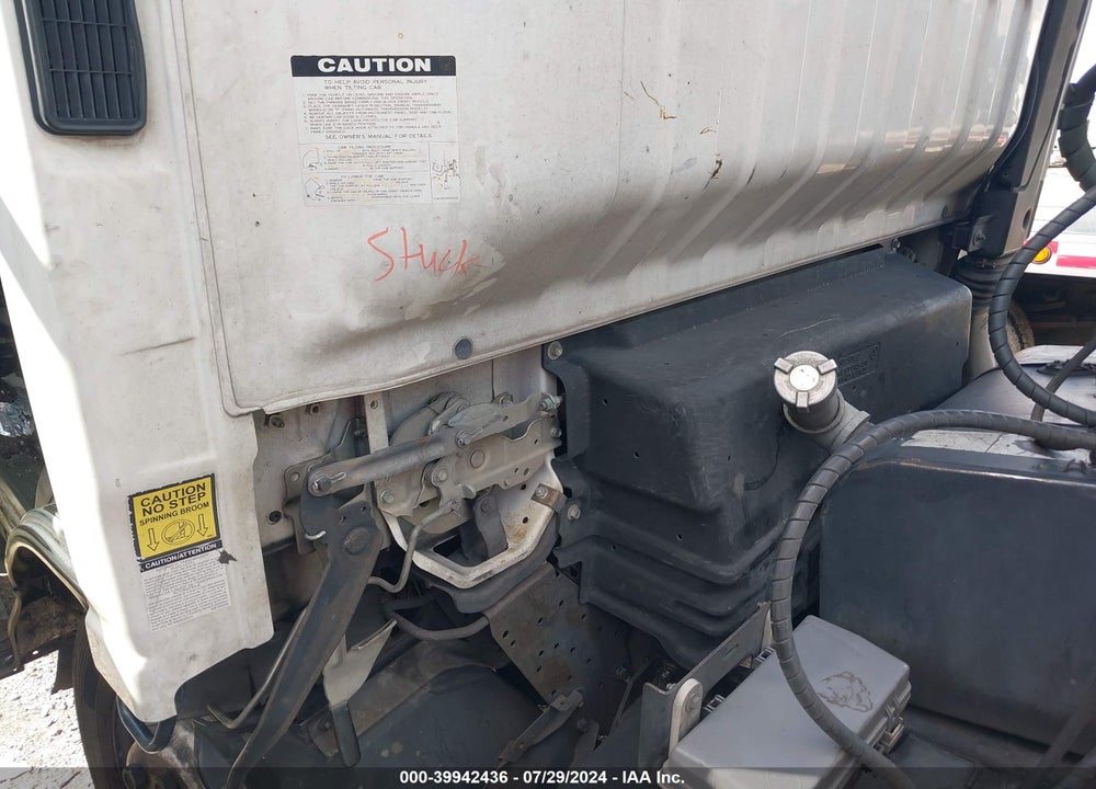2015 ISUZU NPR HD REG VIN: 54DC4W1B5FS804260