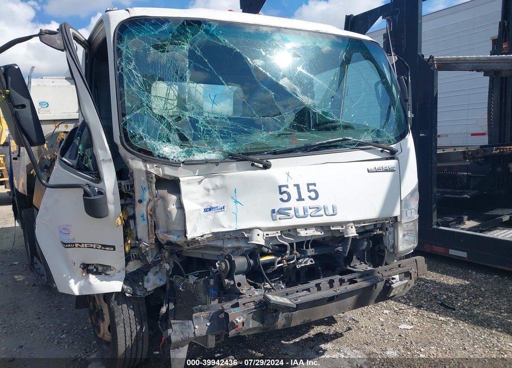 2015 ISUZU NPR HD REG VIN: 54DC4W1B5FS804260