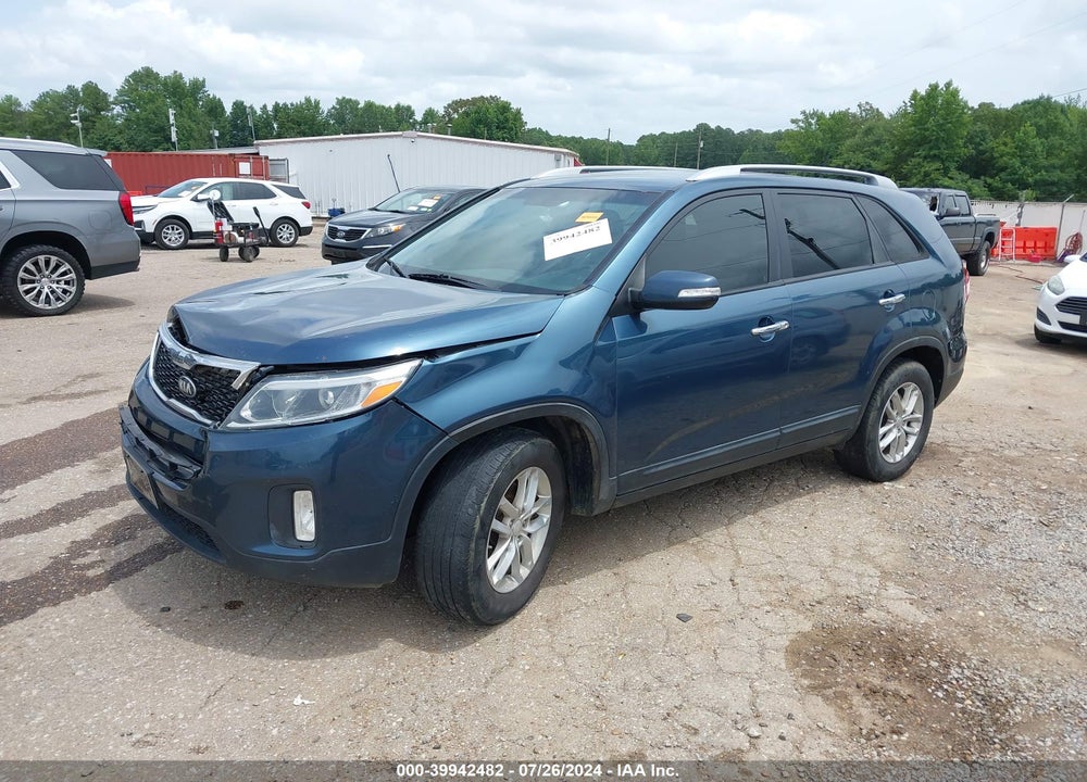 2014 KIA SORENTO LX VIN: 5XYKT4A60EG501594
