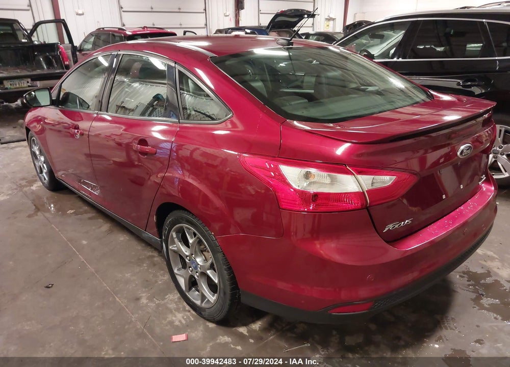 2014 FORD FOCUS SE VIN: 1FADP3F27EL230072
