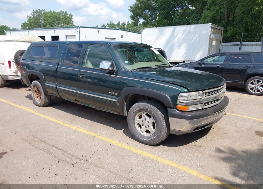 2001 CHEVROLET SILVERADO 1500 LS VIN: 1GCEK19T21E180718