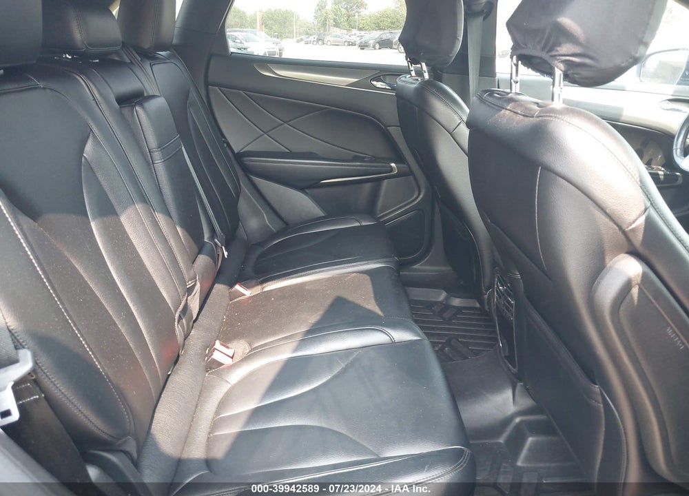 2016 LINCOLN MKC PREMIER VIN: 5LMCJ1C90GUJ30611