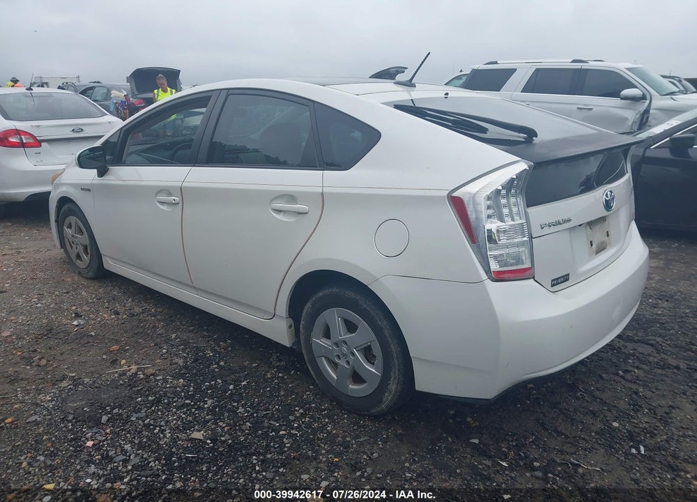 2011 TOYOTA PRIUS THREE VIN: JTDKN3DU5B0287086