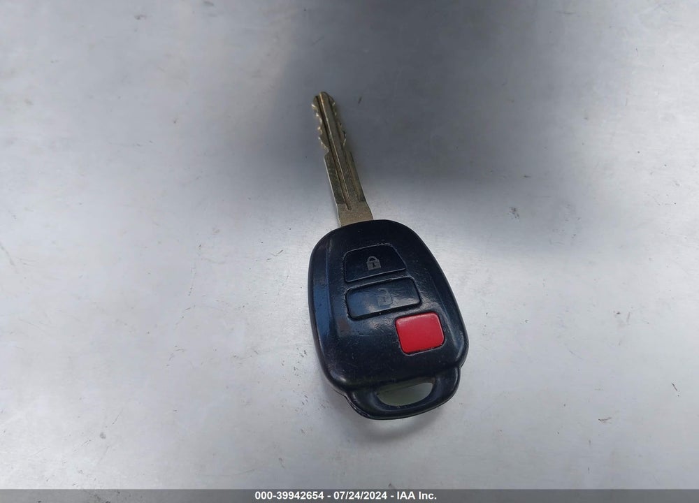 2016 TOYOTA RAV4 LE VIN: 2T3ZFREV8GW272316