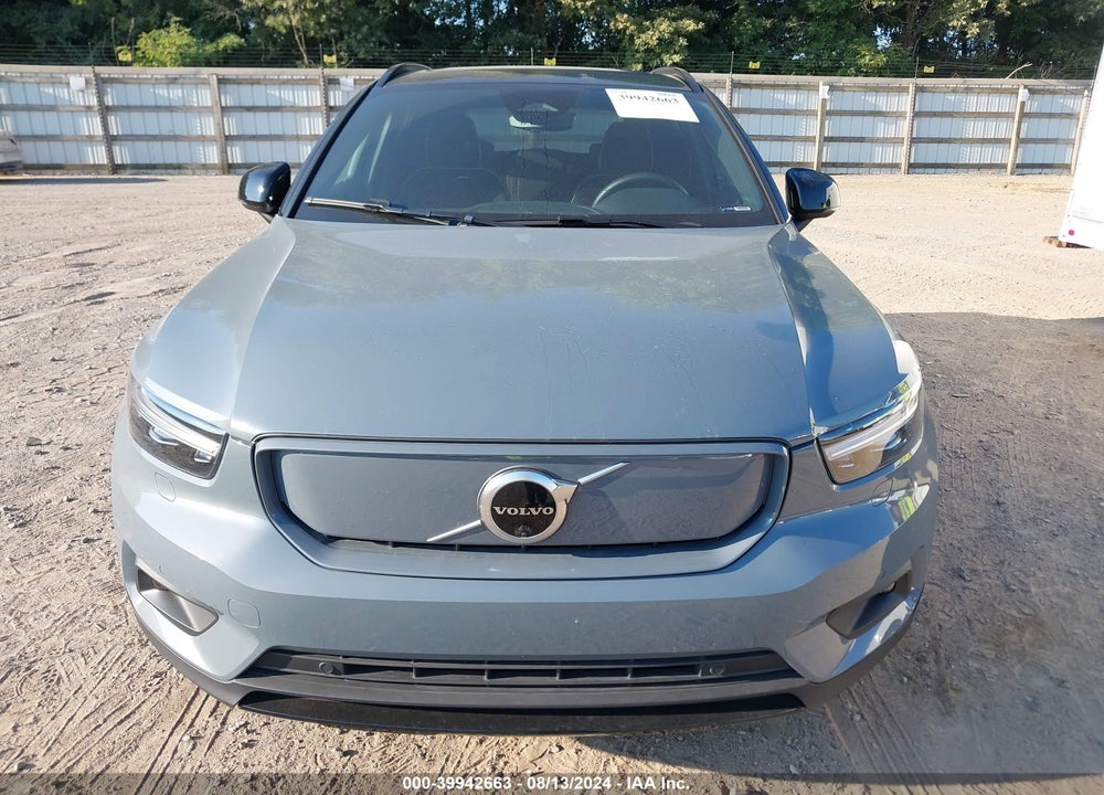 2022 VOLVO XC40 RECHARGE PURE ELECTRIC P8 TWIN ULTIMATE VIN: YV4ED3UB2N2762231