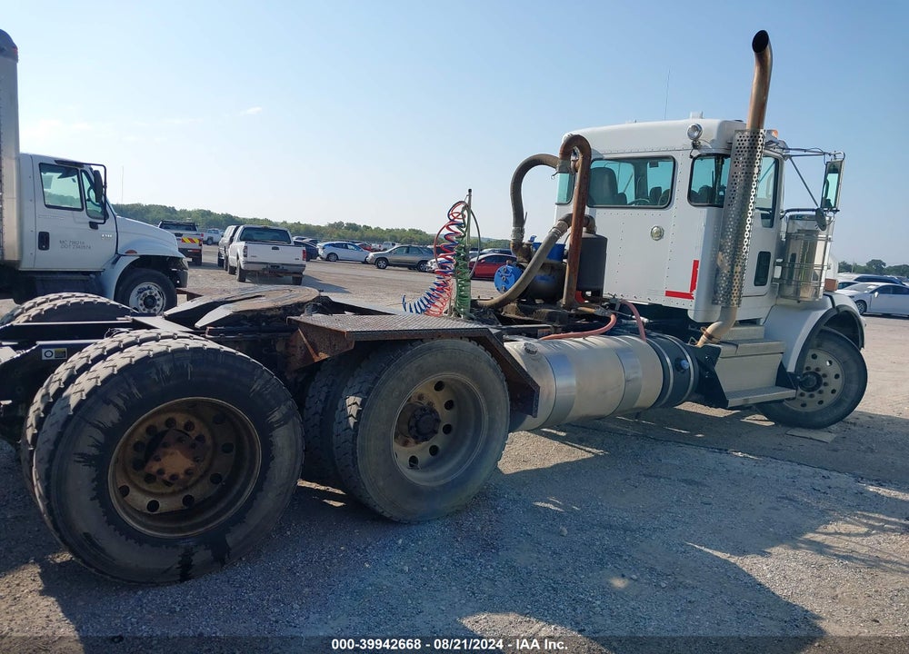 2019 KENWORTH T800 VIN: 3WKDD40X4KF257274