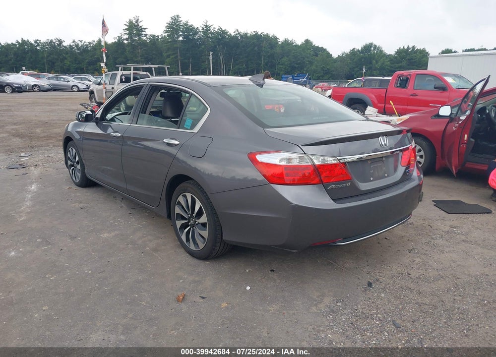 2015 HONDA ACCORD HYBRID TOURING VIN: 1HGCR6F74FA005586
