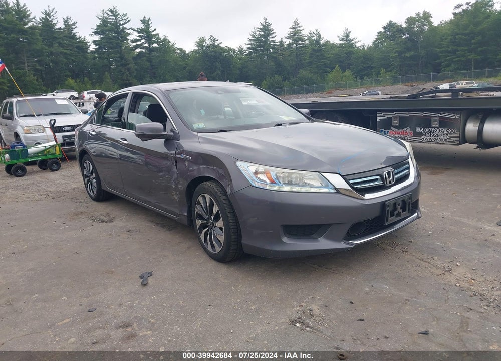 2015 HONDA ACCORD HYBRID TOURING VIN: 1HGCR6F74FA005586