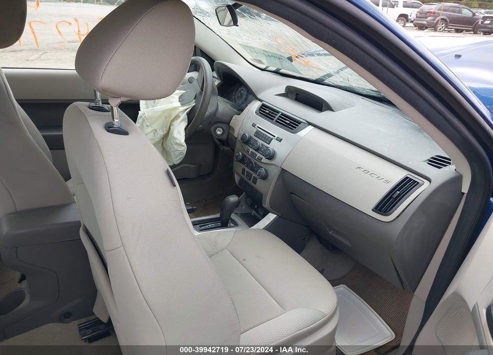 2008 FORD FOCUS VIN: 1FAHP32N58W288220